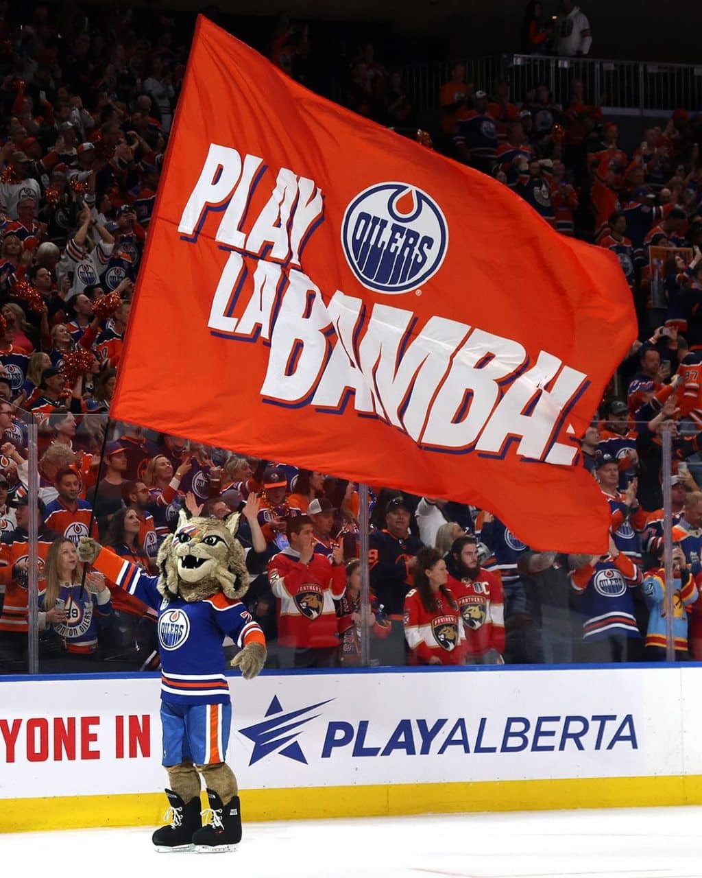 Hunter mascot stanley cup finals